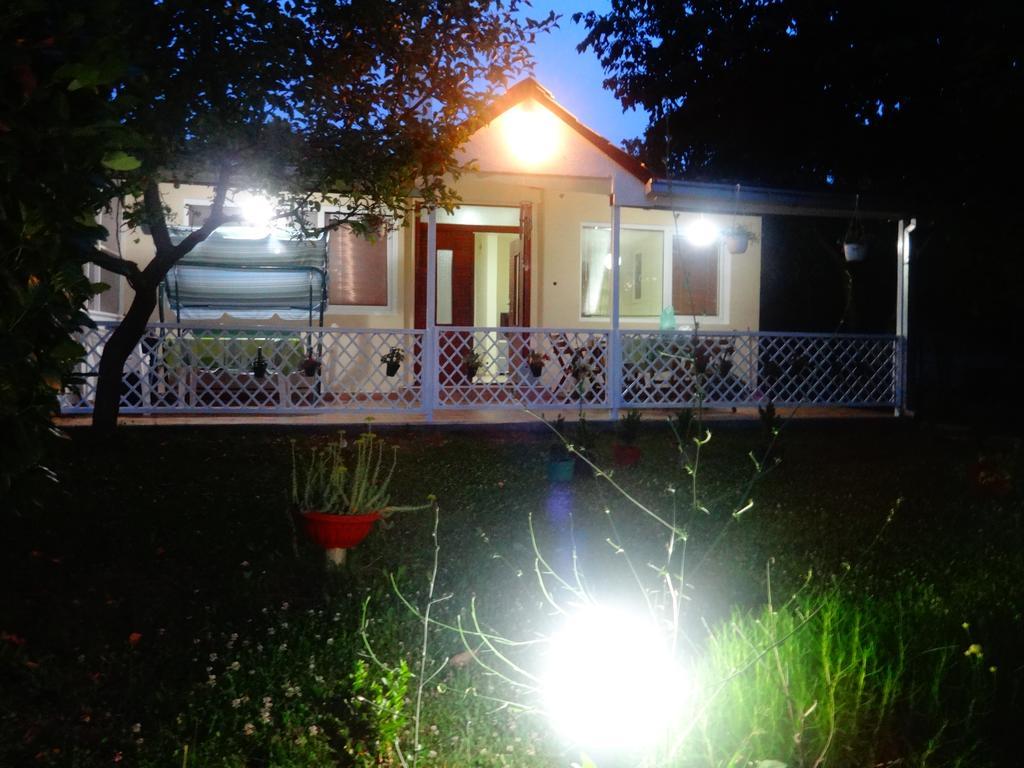 Karali Apartments ラガディン エクステリア 写真